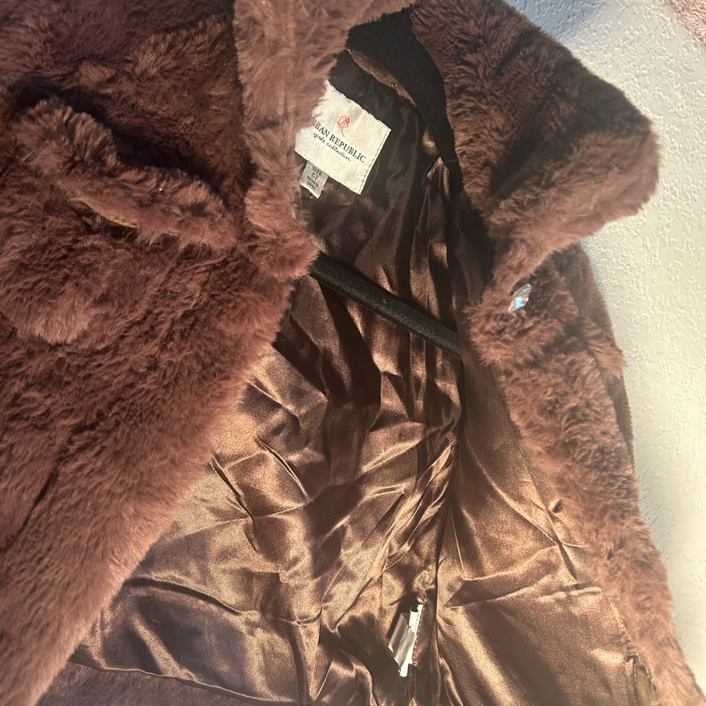 Urban Republic Kids Chocolate Brown Faux Fur Button Up Puffer 🧥 - Picture 4 of 5